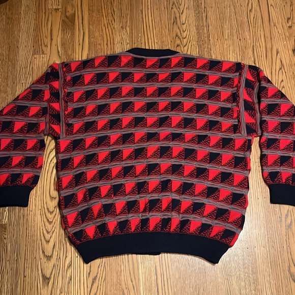 COOGI Sweater - Picture 6 of 7